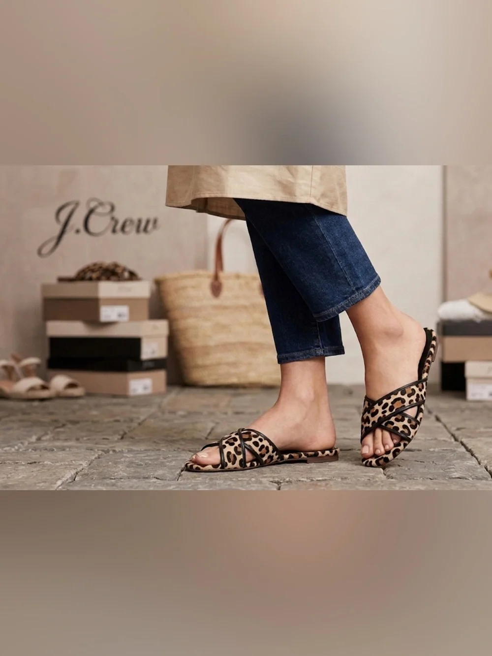 Authentic J. Crew designer leather print slide flats mules sandals sz 7.5